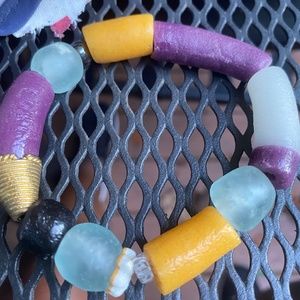 Beaded stretchable bracelet